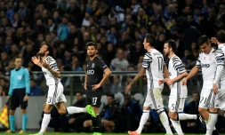 Le Brésilien Dani Alves a offert le 2e but à la Juventus sur le terrain de Porto en Ligue des champions, le 22 février 2017