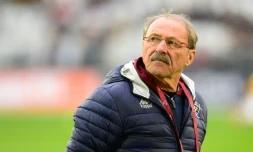 Jacques Brunel, alors manager de Bordeaux-Bègles, lors de l'échauffement avant le match face à La Rochelle, le 23 décembre 2017 à Bordeaux