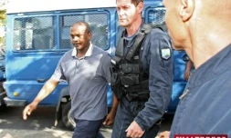 Dimanche 6 Mars 2008

Mohamed bacar au tribunal administratif