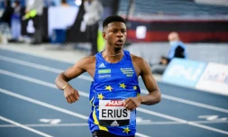 Le jeune sprinteur Jeff Erius (18 ans), aligné sur 60 m lors des Championnats de France en salle à Miramas, le 26 février 2022  