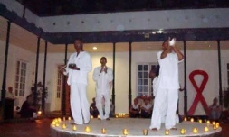 Une cérémonie pour honorer la mémoire des victimes du SIDA (Photo RIVE)