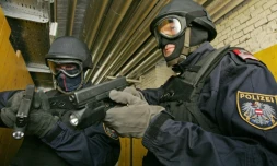 Des policiers des forces spéciales autrichiennes à Vienne en Autriche, le 14 mai 2008
