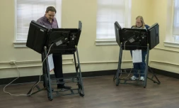 Des Américains votent le 29 février 2016 à Conway, dans l'Arkansas, pour le "super mardi"