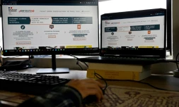 La plateforme d'admission dans l'enseignement supérieur Parcoursup était inaccessible mercredi soir, en raison d'un "problÚme de disponibilité des serveurs", selon le ministÚre de l'Enseignement supérieur, qui a repoussé d'un jour, à jeudi soir, la date limite du dépÎt de candidatures