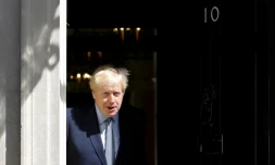 Le Premier ministre britannique Boris Johnson à sa sortie du 10 Downing Street à Londres le 6 août 2019