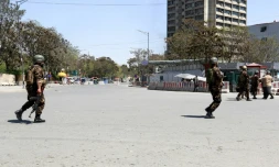 Des membres de forces de sécurité afghanes lors d'une attaque dans le centre de Kaboul, le 20 avril 2019 en Afghanistan
