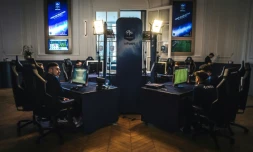 16 joueurs professionnels de efoot en compétitions pour désigner les 6 meilleurs français 2019 de la FIFA lors du camp de base à Clairefontaine, le 12 février 2019 
