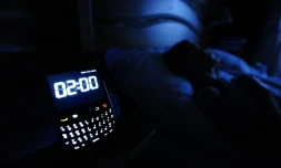 Chacun a des besoins de sommeil différents et dormir avec son chat ou en couple peut faire chaud au c?ur, mais aussi perturber nos nuits, avertit l'Institut national du sommeil et de la vigilance (INSV).