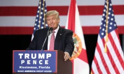 Donald Trump le 10 août 2016 pendant un meeting de campagne au Silver Spurs Arena à Kissimmee, Florida