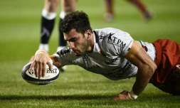 Charles Ollivon inscrit un essai pour Toulon face à Sale, le 21 octobre 2016 à Salford