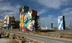 Containers recouverts de fresques gérantes, le 17 septembre 2021 au Barcarès