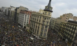 Manifestation de la Place d'Espagne vers la Place de Catalogne contre le référendum d'autodétermination, le 3 octobre 2017 à Barcelone