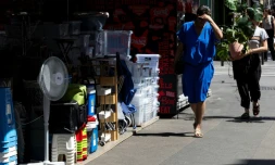 Une nouvelle vague de chaleur estivale étouffante a débuté vendredi midi avec 11 départements du sud de la France placés en vigilance orange "canicule"