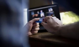 Le Medef a réussi à arracher jeudi pour son projet d'accord national interprofessionnel (ANI) sur le télétravail l'"avis favorable" de la CFDT, de Force ouvriÚre, de la CFE-CGC et de la CFTC, mais pas celui de la CGT