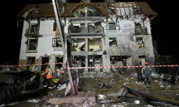 Un hÎtel détruit par une frappe de missiles russes, le 11 janvier 2024 à Kharkiv, en Ukraine