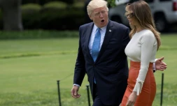 Donald Trump et son épouse Melania Trump quitte la Maison Blanche à Washington le 19 mai 2017