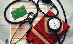 Le "reste à charge zéro" pour les soins dentaires, optiques et auditifs, baptisé "100% santé", va entrer en vigueur progressivement d'ici 2021