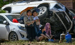 Dans les décombres aprÚs le passage du typhon Kalmaegi, à Liloan, dans la province de Cebu, aux Philippines, le 6 novembre 2025