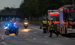 Policiers et pompiers sur les lieux d'une fusillade à Munich, le 22 juillet 2016