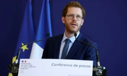 Le ministre des Comptes publics, David Amiel, lors d'une conférence de presse sur la réponse de l'État après la cyberattaque visant la Direction générale des Finances publiques (DGFiP), le 18 août 2026 au ministère de l'Économie et des Finances à Paris