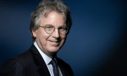 L'investisseur américain Roger McNamee, ancien mentor et soutien financier du fondateur de Facebook Mark Zuckerberg, le 19 septembre 2019 à Paris