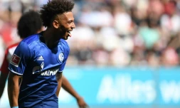 Le défenseur de Schalke 04 Thilo Kehrer buteur face à Augsburg, en Bundesliga, le 5 mai 2018