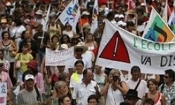 Mercredi 28 janvier 2009 : Les syndicats promettent un jeudi noir