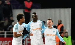 L'attaquant de Marseille Mario Balotelli (c) buteur lors de la victoire 2-1 à Dijon le 8 février 2019