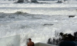 Les rochers Ă Bondi Beach Ă Sydney, le 2 avril 2022