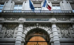 La Cour des comptes suggère une suppression progressive de 100.000 effectifs dans les collectivités locales, ce qui permettrait une "économie importante"