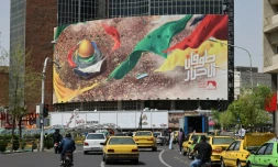Un poster géant pro-palestinien dans une rue de Téhéran, le 13 avril 2024