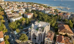 Vue aérienne de l'église orthodoxe Saint-Ephrem, le 7 octobre 2023 à Istanbul
