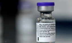 Une fiole du vaccin Pfizer-BioNTech COVID-19, le 29 juillet 2021