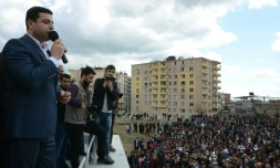 Selahattin Demirtas, co-leader du parti prokurde HDP, Ă  Diyarbakir dans le sud-est de la Turquie le 17 mars 2016