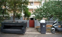 Un homme de 29 ans, poursuivi pour vol après avoir récupéré de la nourriture dans une poubelle d'une grande surface près de Rouen, a finalement été relaxé