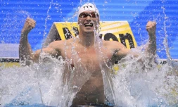 Le Français Maxime Grousset, sacré champion du monde du 100 m papilllon, le 29 juillet 2023 à Fukuoka