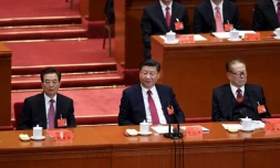 Le président chinois Xi Jinping (centre) au congrès du Parti communiste à Pékin le 24 octobre 2017