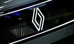 Le groupe Renault a résisté au troisiÚme trimestre avec des résultats meilleurs qu'attendu, notamment grùce à ses nouveaux modÚles