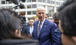 Joe Biden parle aux médias le 5 avril 2019 à Washington