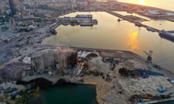 Silos au port de Beyrouth, dont une partie s'est effondrée aprÚs un incendie fin juillet, le 3 août 2022