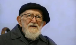 L'Abbé Pierre, fondateur du mouvement Emmaüs, le 16 septembre 2002 à Saint-Omer