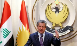Masrour Barzani, Premier ministre du Kurdistan irakien autonome, donne une conférence de presse à Erbil, capitale de la région autonome, le 25 juin 2025