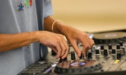 Leen Naïf, DJ saoudienne de 26 ans, à Jeddah, le 26 mai 2022