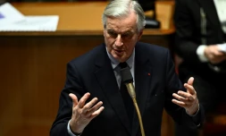 Le Premier ministre français Michel Barnier s'exprime lors des questions au gouvernement à l'Assemblée nationale à Paris, le 3 décembre 2024