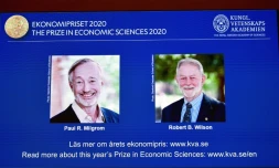 Le prix Nobel d'économie est attribué aux Américains Paul Milgroms et Robert Wilson, le 12 octobre 2020 à Stockholm