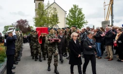 Tout son village de Montagny-les-Lanches (Haute-Savoie) a rendu hommage le 18 mai à Alain Bertoncello, l'un des deux militaires tués le 10 mai au Burkina Faso.