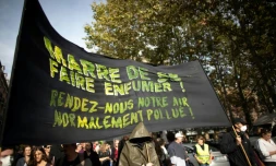 Manifestation d'habitants inquiets, à Rouen, le 12 octobre 2019