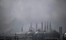 Sept cent scientifiques français ont lancé un appel aux dirigeants politiques pour qu'ils passent "de l?incantation aux actes pour enfin se diriger vers une société sans carbone"