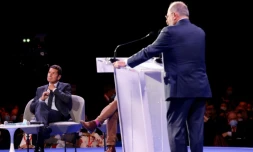 Philippe Laurent, maire de Sceaux, et David Lisnard, canddats à la présidence de l'Association des maires de France (AMF) le 16 novembre 2021 à Paris
