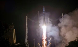 Une fusée Soyouz décolle du centre spatial de Kourou en novembre 2018 en Guyane française